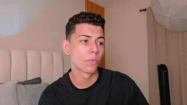 Snapshot of FireGuy_99 chatting on 6, 4, 2026 FireGuy 99 online show from 6, 4, 2026