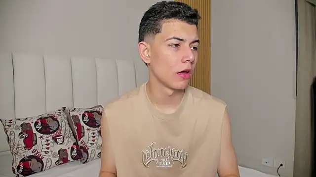 Snapshot of FireGuy_99 chatting on 22, 11, 2025 FireGuy 99 online show from 22, 11, 2025