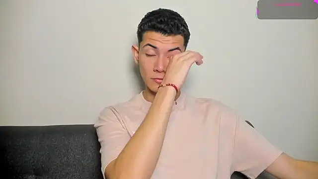 Snapshot of FireGuy_99 chatting on 16, 12, 2025 FireGuy 99 online show from 16, 12, 2025