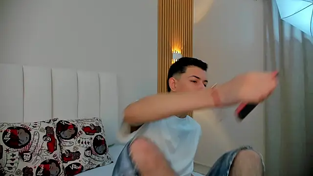 Snapshot of FireGuy_99 chatting on 3, 12, 2025 FireGuy 99 online show from 3, 12, 2025