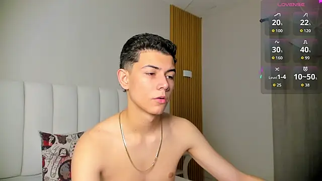 Snapshot of FireGuy_99 chatting on 15, 12, 2025 FireGuy 99 online show from 15, 12, 2025