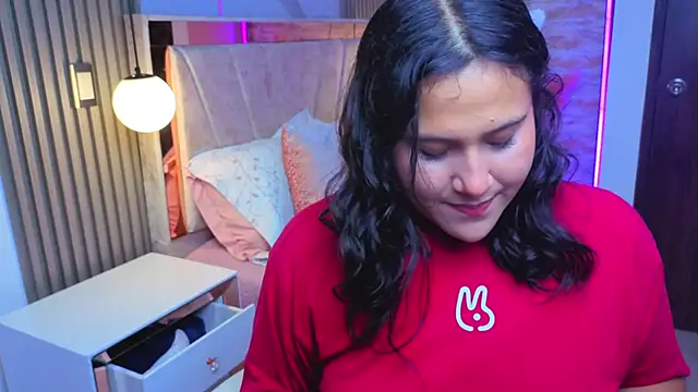 Snapshot of luna_jonezz chatting on 26, 10, 2025 luna jonezz online show from 26, 10, 2025