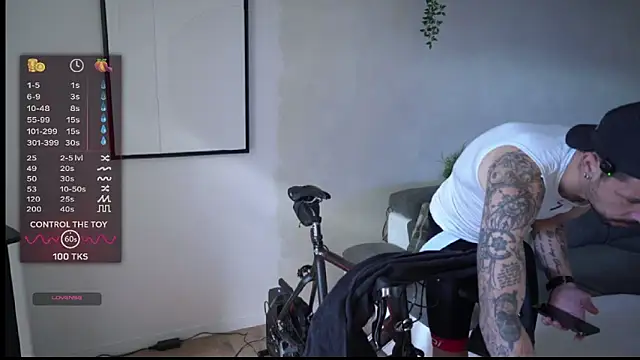 monsieurguitsxxx online show from 27, 2, 2026