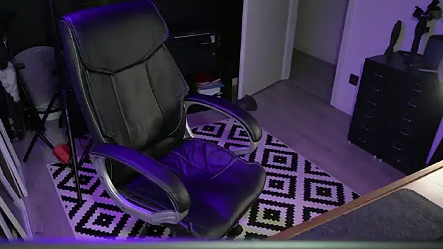 monsieurguitsxxx online show from 10, 1, 2026