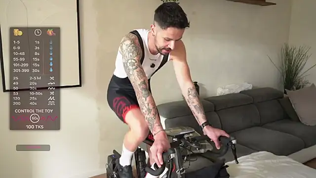 monsieurguitsxxx online show from 21, 3, 2026