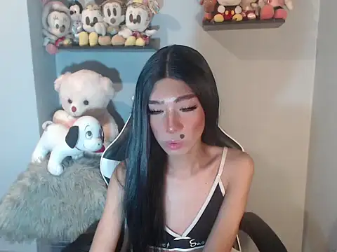 Snapshot of Yourasianbabyemma chatting on 29, 10, 2025 Yourasianbabyemma online show from 29, 10, 2025