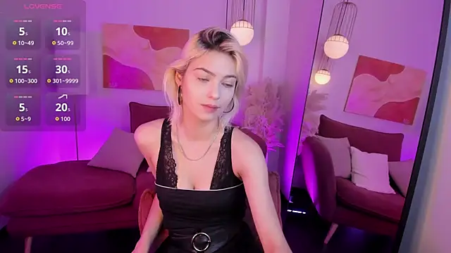 AlysiaSun  online show from 7, 11, 2025