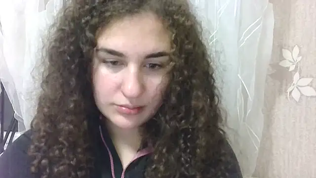 Kiki Catty online show from 1, 12, 2025