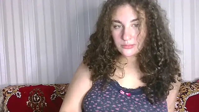 Kiki Catty online show from 22, 10, 2025