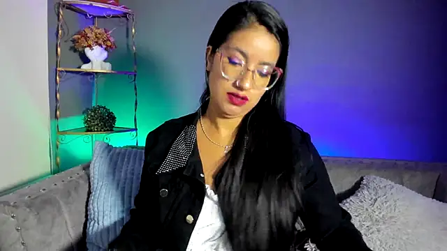 charlhot  online show from 29, 10, 2025