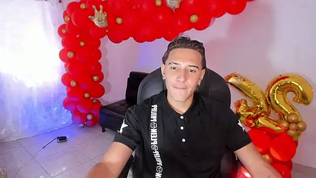 Hayden Boy  online show from 22, 11, 2025