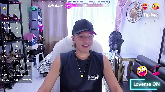 Hayden Boy  online show from 1, 12, 2025