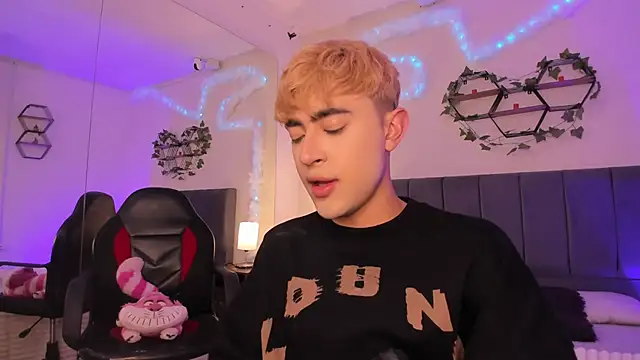 JustinCastiblanco online show from 5, 11, 2025