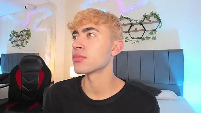 JustinCastiblanco online show from 30, 10, 2025