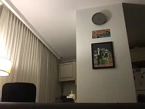 Snapshot of dicsucerboy77 chatting on 5, 12, 2025 dicsucerboy77 online show from 5, 12, 2025