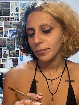 yvessblue online show from 31, 1, 2026