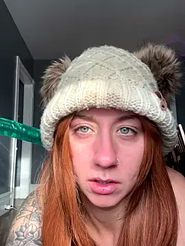 EllieELf online show from 3, 11, 2025