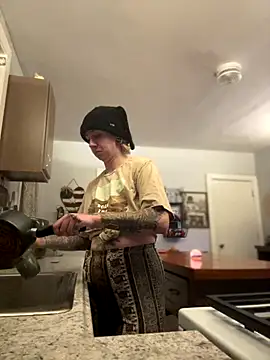 EllieELf online show from 8, 11, 2025