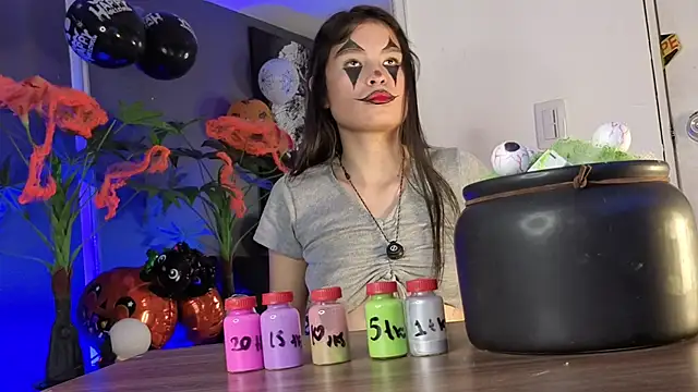 Snapshot of celestesecrett chatting on 22, 10, 2025 celestesecrett online show from 22, 10, 2025