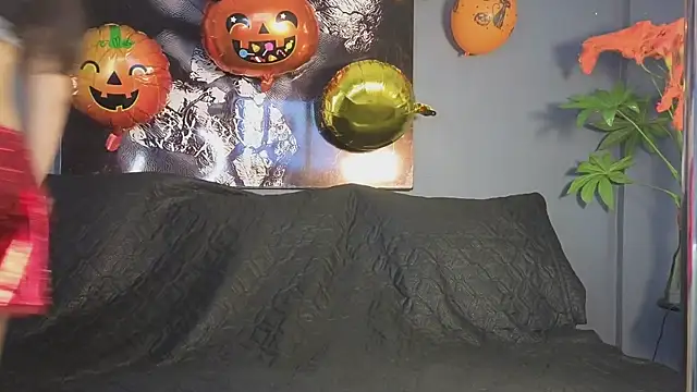 Snapshot of celestesecrett chatting on 31, 10, 2025 celestesecrett online show from 31, 10, 2025