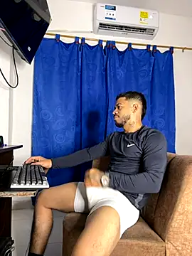 Kylian Alessandro online show from 12, 11, 2025