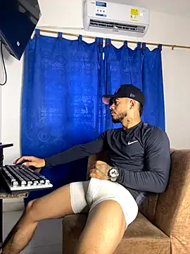 Kylian Alessandro online show from 16, 11, 2025