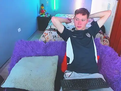 Latin boysxxxx online show from 9, 2, 2026