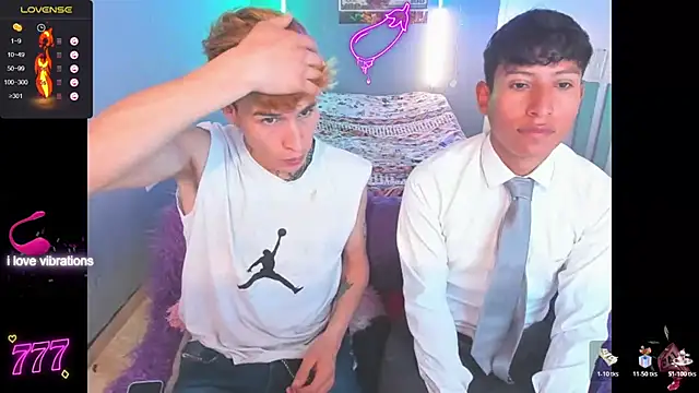 Snapshot of Latin_boysxxxx chatting on 24, 3, 2026 Latin boysxxxx online show from 24, 3, 2026