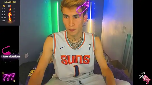 Snapshot of Latin_boysxxxx chatting on 27, 3, 2026 Latin boysxxxx online show from 27, 3, 2026