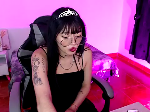 Snapshot of Isabella__666 chatting on 28, 11, 2025 Isabella 666 online show from 28, 11, 2025