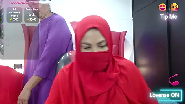 layla inaya online show from 27, 10, 2025