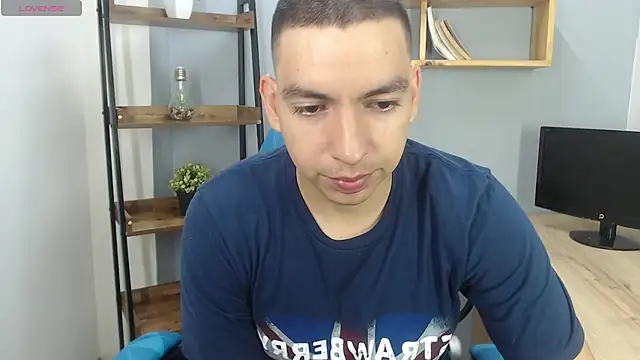Snapshot of Axel_Stones_ chatting on 17, 10, 2025 Axel Stones online show from 17, 10, 2025