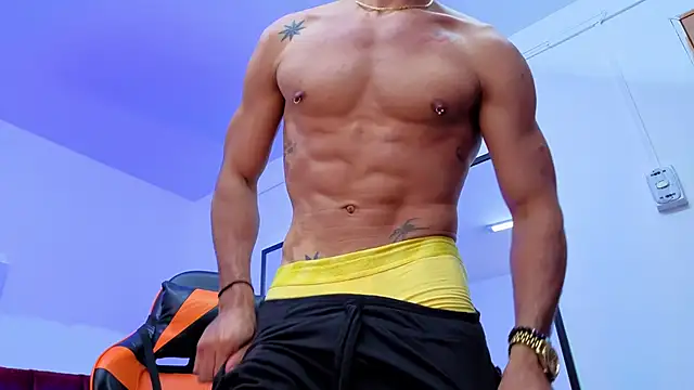 Snapshot of DaamonSlader_ chatting on 20, 10, 2025 DaamonSlader online show from 20, 10, 2025