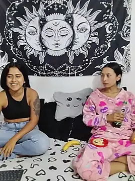 abby n emily online show from 25, 5, 2026