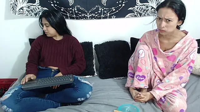 abby n emily online show from 28, 3, 2026