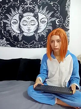 abby n emily online show from 14, 11, 2025