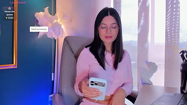 Rashel Frost  online show from 2, 5, 2026