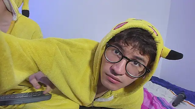 dani angel dark online show from 28, 10, 2025