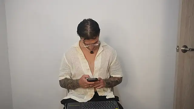 Dominick walker online show from 21, 3, 2026
