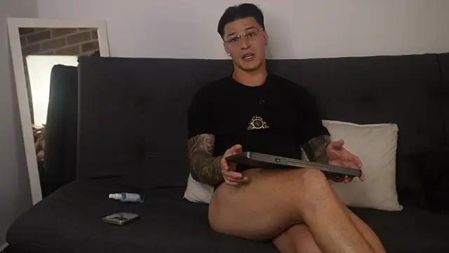 Dominick walker online show from 19, 2, 2026