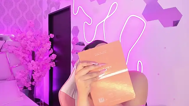 DevoraCarther online show from 11, 11, 2025