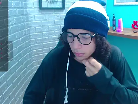 Mike Miiller  online show from 6, 11, 2025