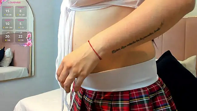 JuliethCruz  online show from 21, 3, 2026