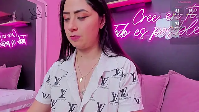 JuliethCruz  online show from 23, 10, 2025