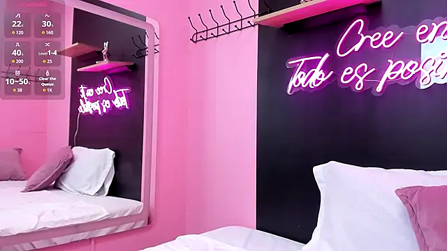 JuliethCruz  online show from 5, 12, 2025