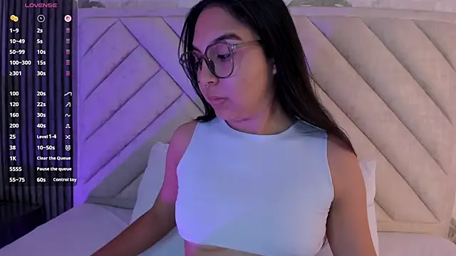 Lexy-Sweet1 online show from 26, 11, 2025