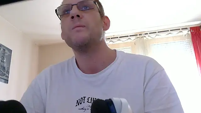 bull419M online show from 17, 10, 2025