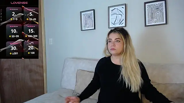 Sweet Bella Valery online show from 24, 10, 2025