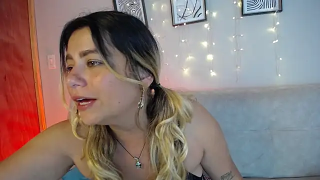 Sweet Bella Valery online show from 14, 4, 2026