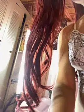 Meggie  online show from 13, 11, 2025